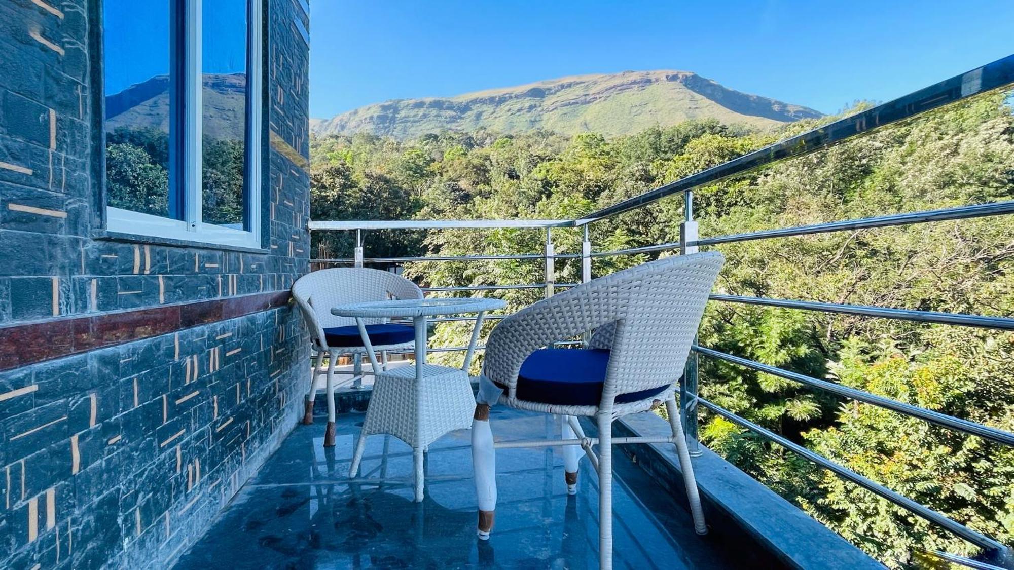 Rashi Z View Estate Stay Tarikere Extérieur photo